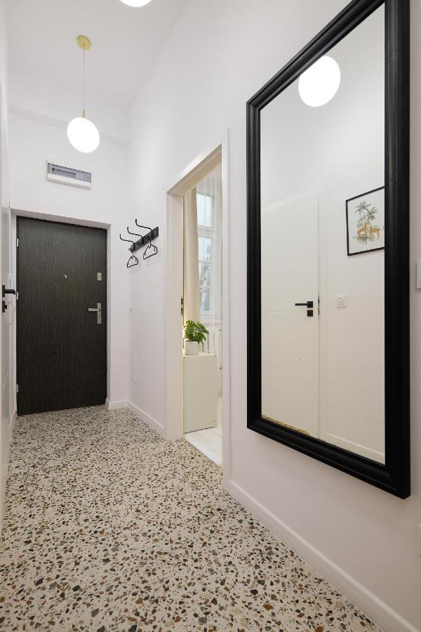 Plac Ratuszowy 50 - Old Town - 2 Sypialnie I Salon Jelenia Góra Екстериор снимка